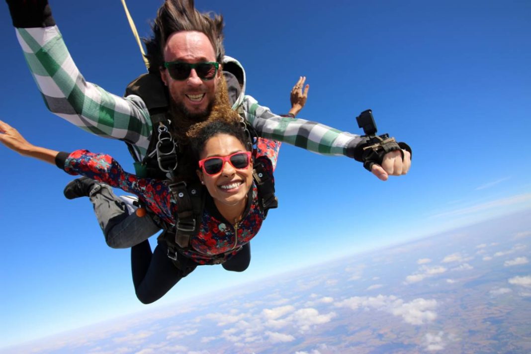Saut en parachute : conseils pour vous préparer au mieux à la pratique de cette activité