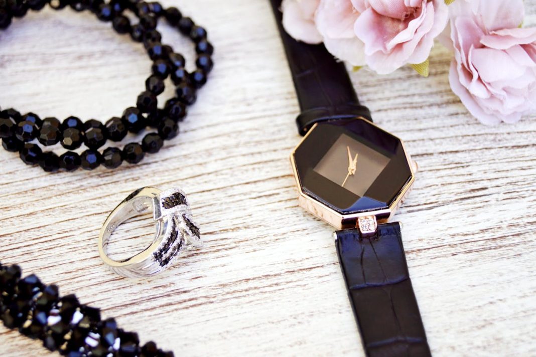 bijoux faits à la main
